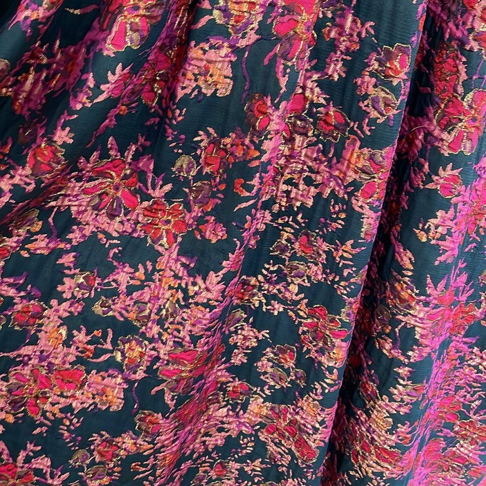 Badgley Mischka Floral Jacquard Gown! Pinks, purples, blue, gold & multicolor! - Picture 8 of 17